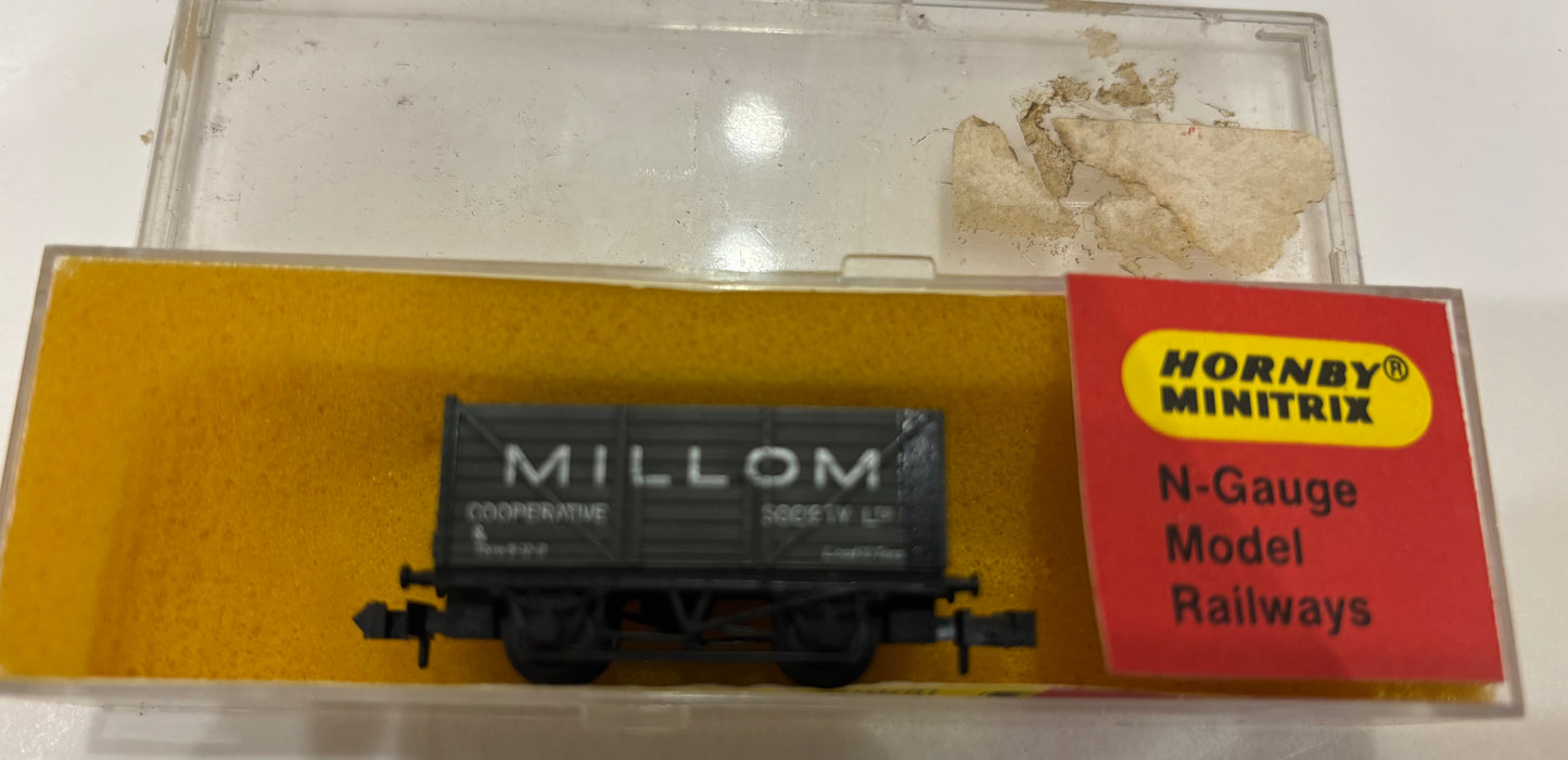 MINITRIX n gauge wagon