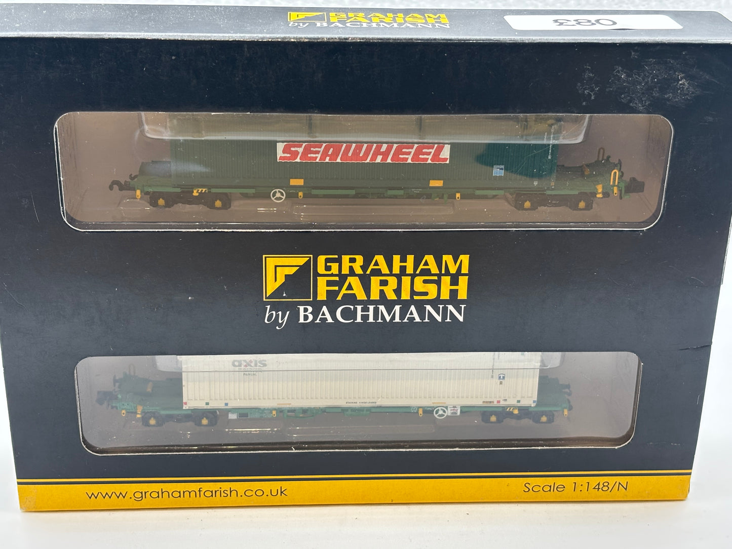 Graham Farish N GAUGE intermodal bogie wagons with 2 containers (391)