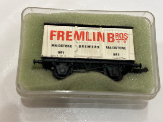 Peco n gauge wagon