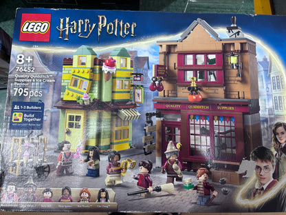 Lego Quality Quidditch Supplies & Ice Cream Parlou