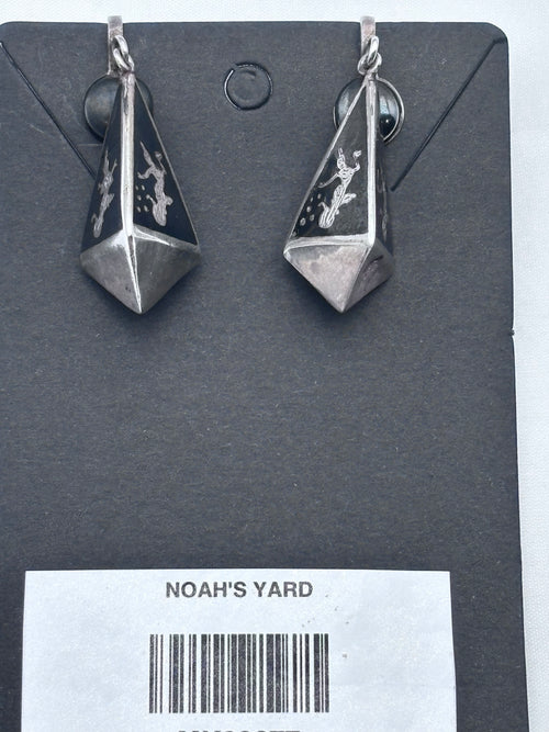 Siam silver triangular drop screw earrings